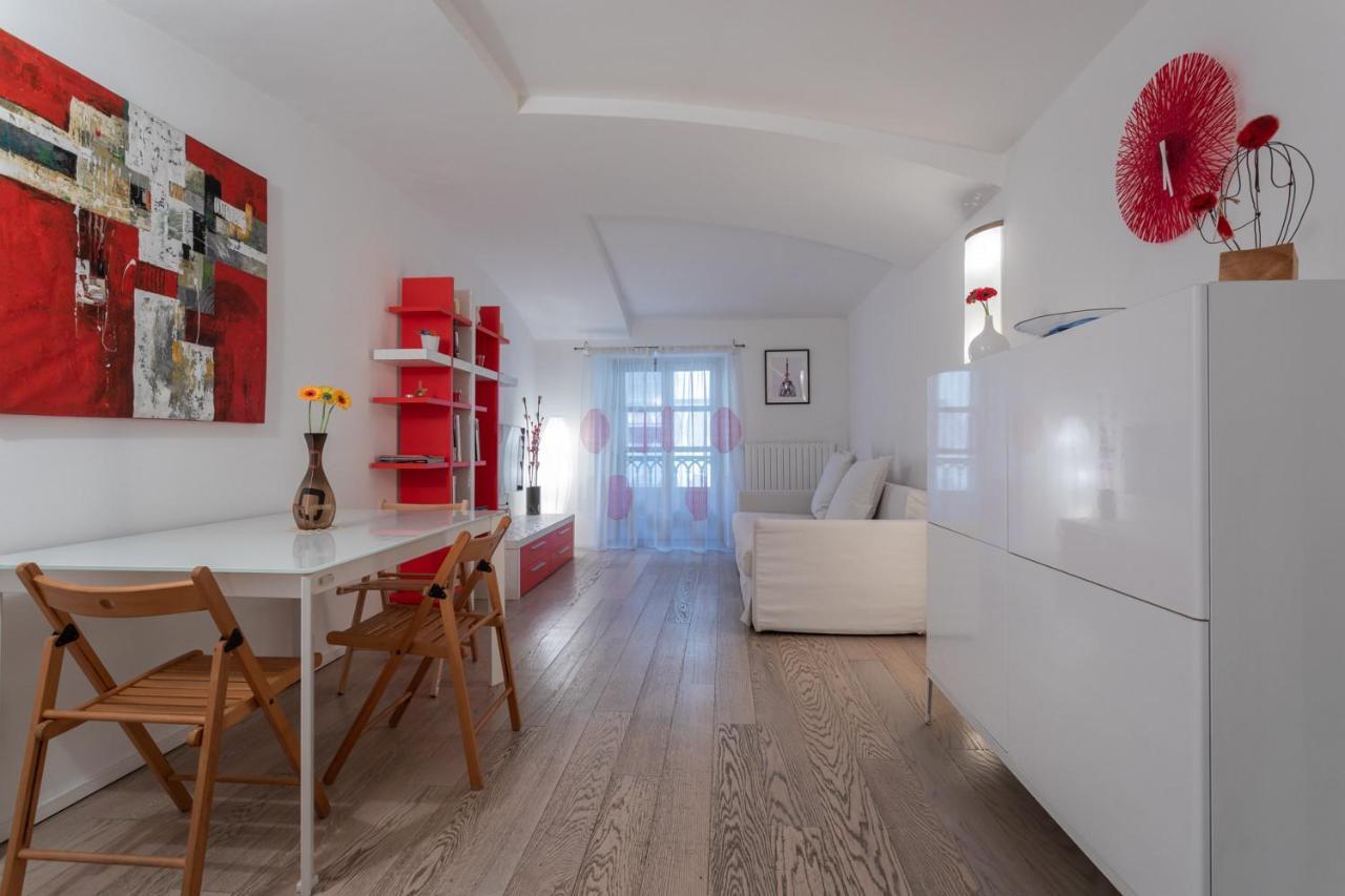 Red Near Porta Nuova By Wonderful Italy Apartamento